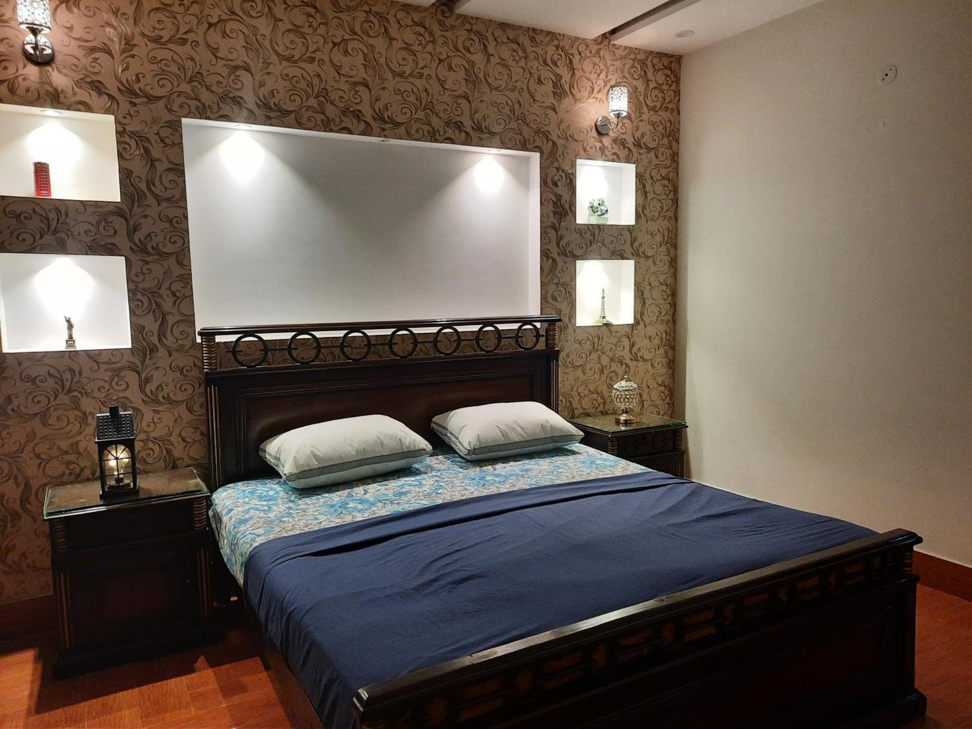 3 Bedroom Furnished Holiday Home Near Valencia Town, Lake City & Ring Road Lahore Extérieur photo